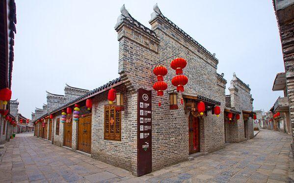 探秘蜗牛问答平台——晚上零下3度,江苏一教师带学生看工人干苦力,是作秀吗?